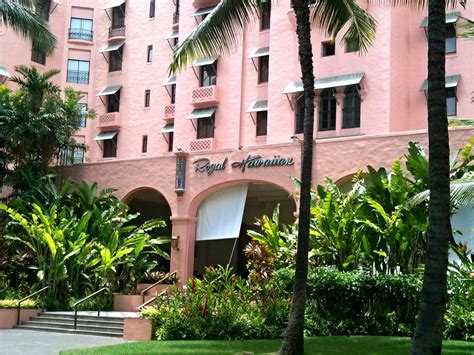 Top 3 Best Things About The Royal Hawaiian Hotel Foreign Escapades