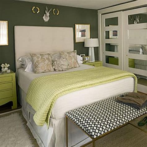 Those colors also build up a peaceful atmosphere in an exquisite way. Green Bedroom Photos and Decorating Tips