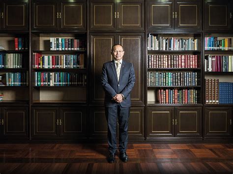 Dato' sri abdul wahid omar served as a minister in the prime minister's department as well as president and ceo of maybank group. Profile: Tan Sri Abdul Wahid Omar | ICAEW Economia