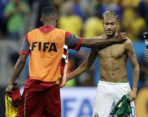 Brazil 4 1 Cameroon Neymar Gets The Spotlight With Two Goals