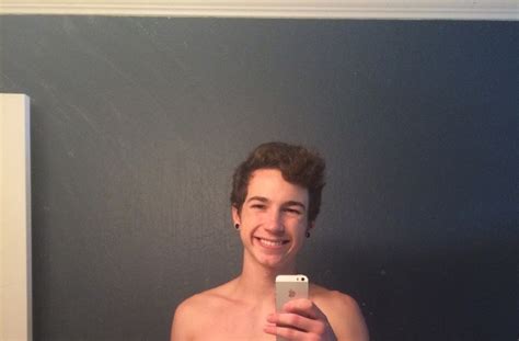 Real Boys Sexy Twink Selfies