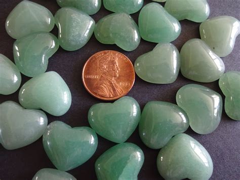 18x15mm Natural Heart Green Aventurine Gemstone Cabochon Polished Gem