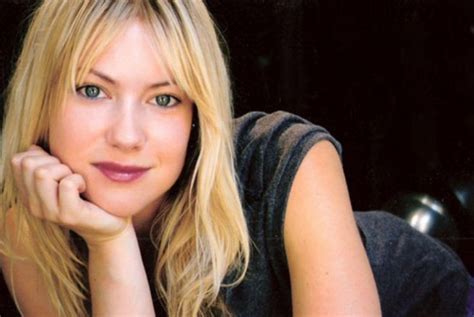 Pictures Of Laura Ramsey