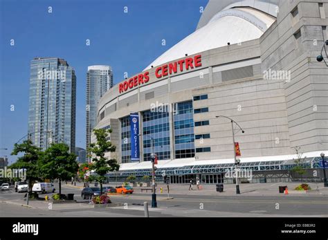 Rogers Center Toronto Ontarion Canada Stock Photo Alamy