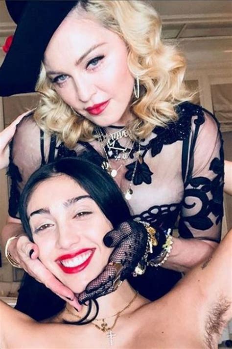 Madonna S Daughter Lourdes Leon Proudly Flashes Armpit Hair In