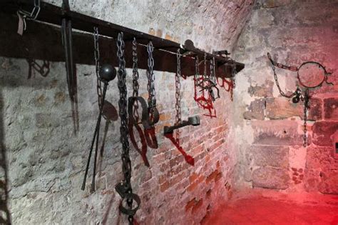 Medieval Torture Devices Picture Of Medieval Dungeons Nuremberg