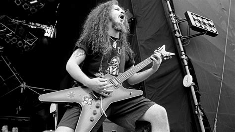 Phil Anselmo Pays Tribute To Pantera Guitarist Dimebag Darrell