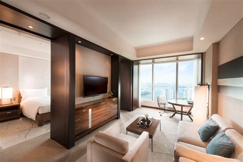 Conrad Tokyo Luxury Hilton Impressario — Travelhappier
