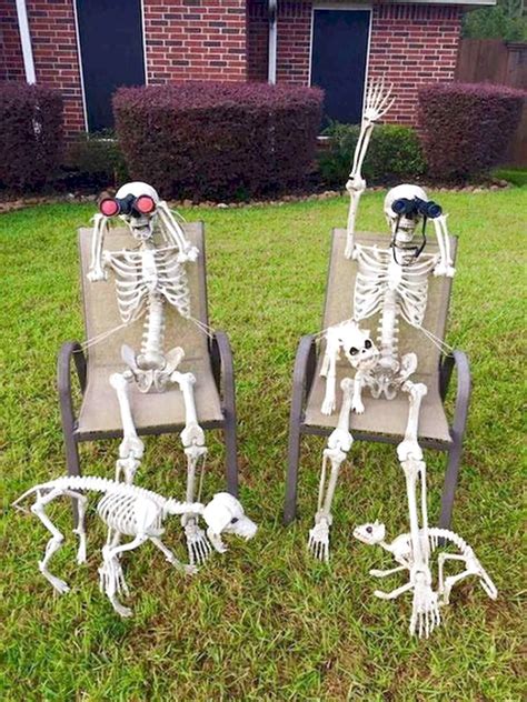 30 Outdoor Skeleton Halloween Decorations