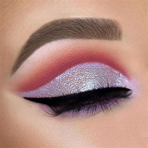 Day Dreamer Makeupbyevva Created This Dreamy Cut Crease Using Our