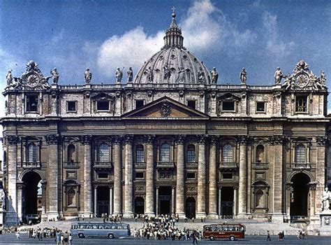 Peter's basilica was the building that stood, from the 4th to 16th centuries, where the new st. Sacred Places: St. Peter's Basilica, Italy