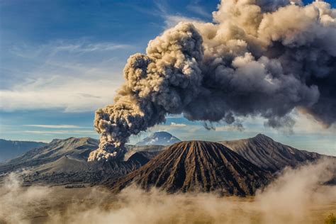 Gunung Bromo Meletus Bagaimana Cara Evakuasi Yang Tepat Honestdocs