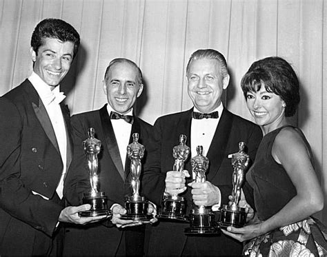Vintage Photos Show Classic Hollywood Stars At The Oscars In 2023