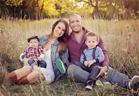 We chose 50 diverse outdoor rooms that have at least one thing in common: 50 Best Examples of Family Photo Ideas - DesignGrapher.Com