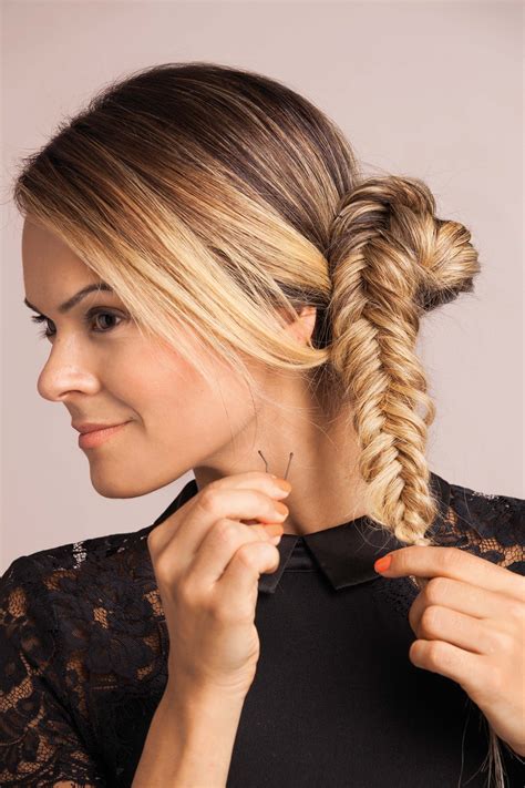 How To Create Your New Favourite Updo The Side Fishtail Braid Bun