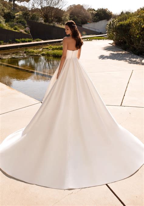 Pronovias Phoebe Beaded Glamorous Mikado Princess Wedding Dress