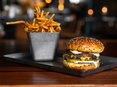 The Best Burgers In Chicago Chicago The Infatuation