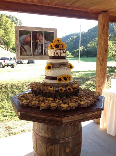 Sunflower Burlap Wedding Cake This Is My Cake This Is What I