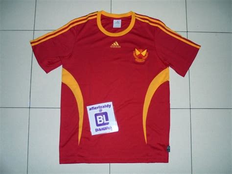 Joma selangor fa 3rd player issue 2020 jersey. Jual Jersey Sepakbola Original Selangor FA Malaysia 2008 ...