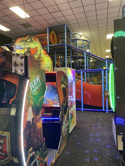 Fun Zone Skate Center 40 Photos And 13 Reviews 465 Westgate Pkwy