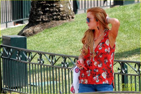Full Sized Photo Of Lindsay Lohan Surrounds Herself Wtih Strong Smart