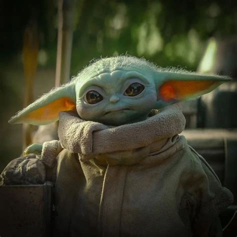 Baby Yoda Star Wars The Mandalorian Star Wars Baby Star Wars Images
