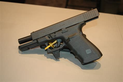 Glock 21 And 32 Gen 4 At Shot 2012 Gunsamerica Digest