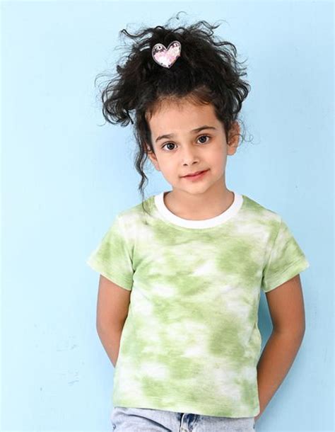 Buy Nusyl Girls Green Smile Mood Printed Tie And Dye Tshirt Online At Best Prices In India Jiomart