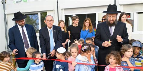 Israels Diaspora Minister Eröffnet Kindergarten Für Flüchtlinge