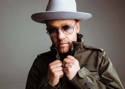 Tobymac Wins Contemporary Christian Artist Of The Year 2019 Gma Dove