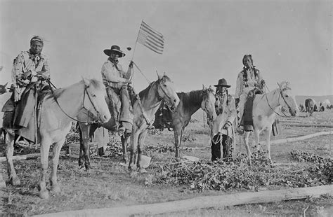 Assiniboine Men On The Fort Belknap Reservation In Montana 1900