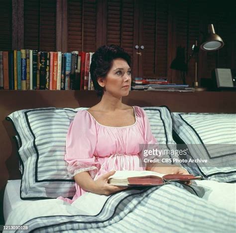 Suzanne Pleshette Photos Photos And Premium High Res Pictures Getty Images