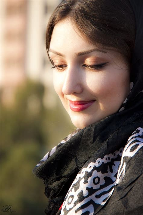 Vackra Nakna Persiska Kvinnor H Gkalifornien