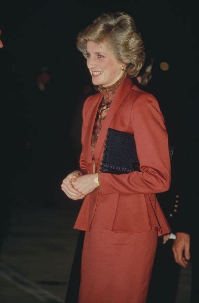 Diana Princess Of Wales And Sits In Front Of Ayer S Rock On March