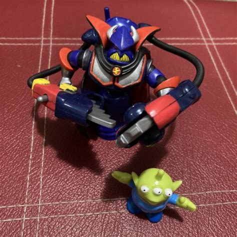 Toy Story Saw Bot Showdown Zurg Action Figure Set Hasbro 2005 Rare Ebay