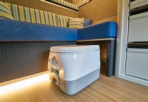 Rv Toilets 5 Alternatives To A Full Bathroom In Your Camper Space