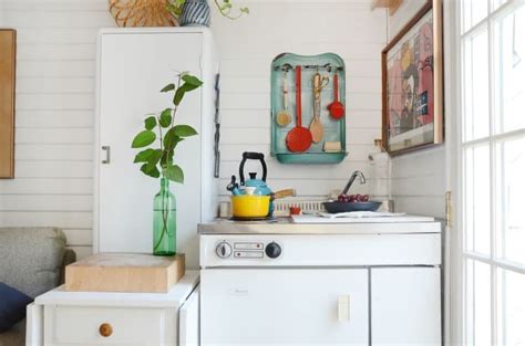 A 240 square feet tiny house | i like the kitchen, and the stock. This House Is Only 200 Square Feet. Here's What the ...
