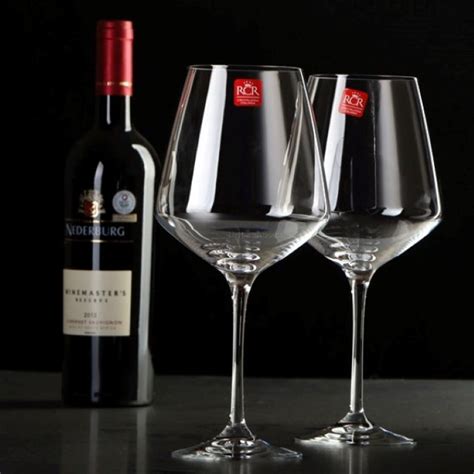 Rcr Aria Red Wine Glass Set Of 6 Bradshaws And Kitchen Detail