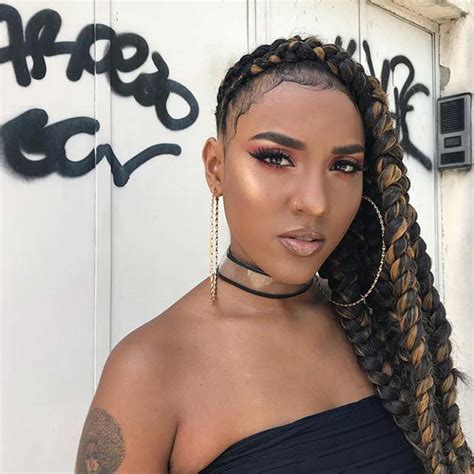 This is a cute and comfortable hairstyle for your baby girl. 23 Beautiful Jumbo Lemonade Braids to Copy ASAP - Women ...