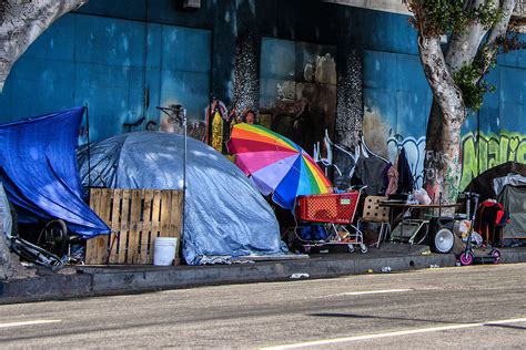 Homelessness Is Linked To A Higher Risk Of Death From Covid In La