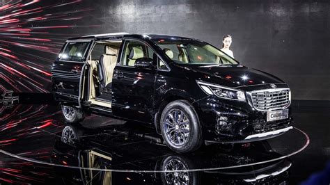 Canteen stores department (csd) has 34 depot (huge godown/warehouse) and 3900 unit run canteen across india. Auto Expo 2020: Kia Carnival comes to India