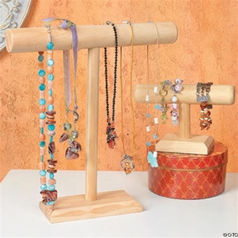 Do it yourself jewelry do it yourself fashion make your own jewelry diy jewelry making diy jewelry tutorials jewelry tools jewelry crafts jewelry ideas artist and jeweler jeni benos is dedicated to developing innovative concepts and processes, specializing in equestrian jewelry, nature. Bead Up -- the journey of handmade jewelry: Do It Yourself: Jewelry Displays That Make Oriental ...