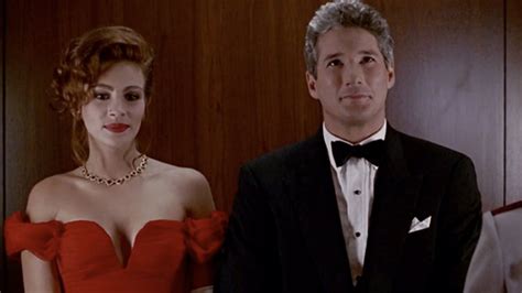 This Photo Is Not Edited Look Closer At The Pretty Woman Blooper