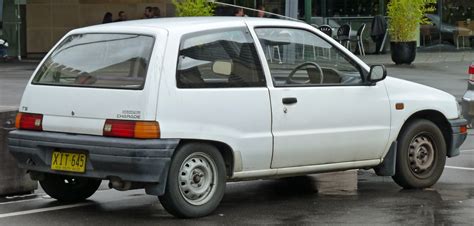 Daihatsu Charade III 1987 1993 Hatchback 3 Door OUTSTANDING CARS