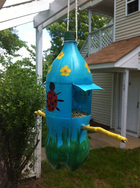 Diy Bird Feeders Inviting Feathered Friends To Lunch Creative Recycling