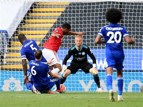 James maddison and ricardo pereira. Leicester vs Manchester United LIVE: Latest Premier League ...