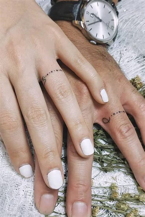 27 Lovely Wedding Ring Tattoos To Make With Your Partner Tiny Tattoo Inc