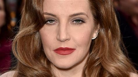 Rivelata La Causa Della Morte Di Lisa Marie Presley La Figlia Di Elvis Morta A Anni