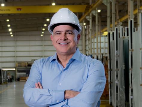 Jun 21, 2021 · una de las empresas que más exporta es tecnoglass, cuyo presidente ejecutivo, christian daes, explicó que las ventas al exterior crecieron por una fuerte actividad en el mercado de los estados. Christian Daes — El sector privado puede impulsar el ...