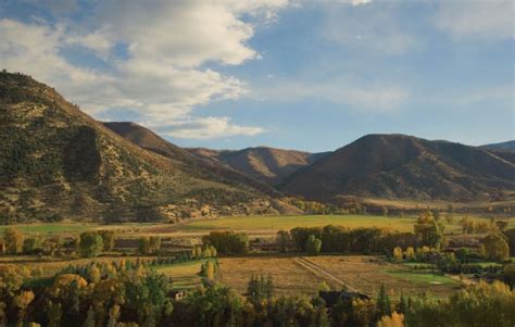 Aspen land and cattle is a private company specializing in the development of feedlot stock. Aspen Valley Ranch - Michael Fuller Architects